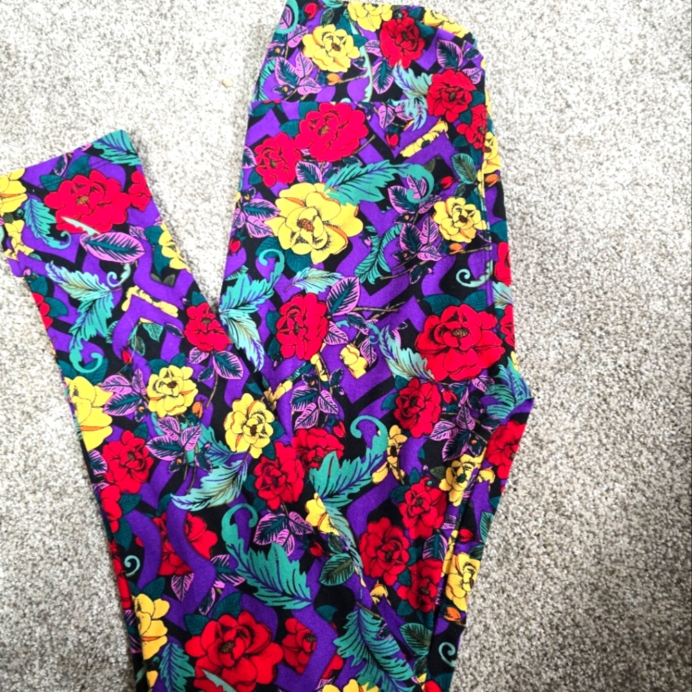 LuLaRou leggings NWOT